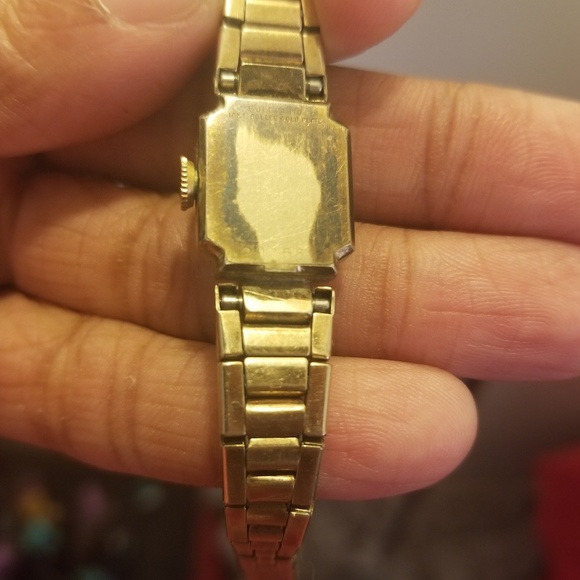 10k Bulova 23 Watch - Picture 3 of 6